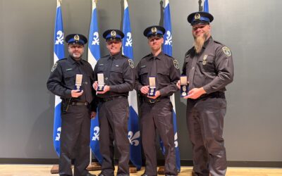 4 POLICIERS DE LA SÉCURITÉ PUBLIQUE DE LA MRC DES COLLINES-DE-L’OUTAOUAIS HONORÉS